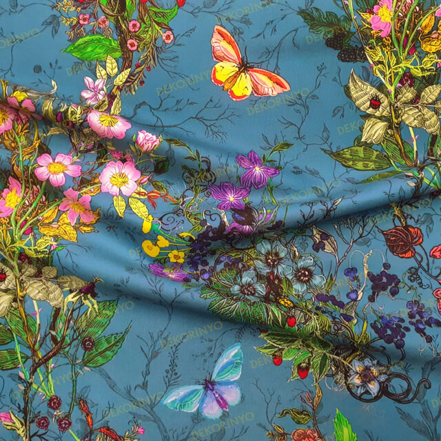 Çiçek Bahçesi ve Kelebekler Desenli Kumaş