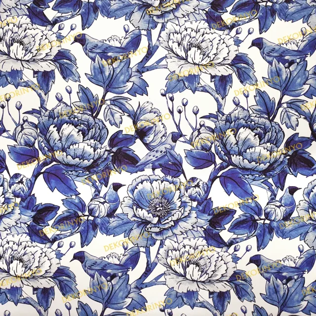 Mavi Çiçek Bahçesi ve Kuşlar Desenli Kumaş