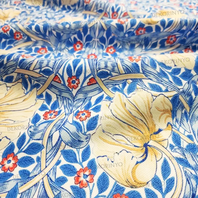 William Morris Farekulağı Çiçeği Motifli Kumaş