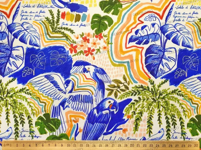 Tropikal Orman ve Papağanlar Desenli Kumaş