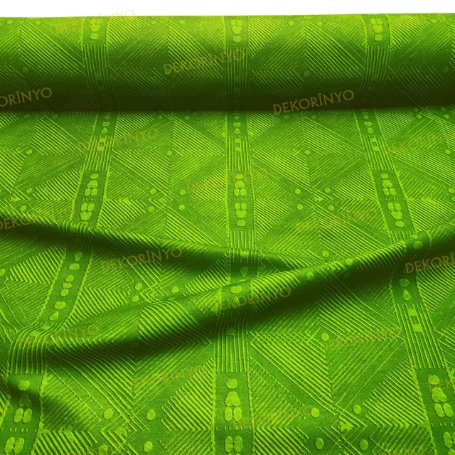 Yeşil Yerli Amerikan Tribal Motifli Kumaş