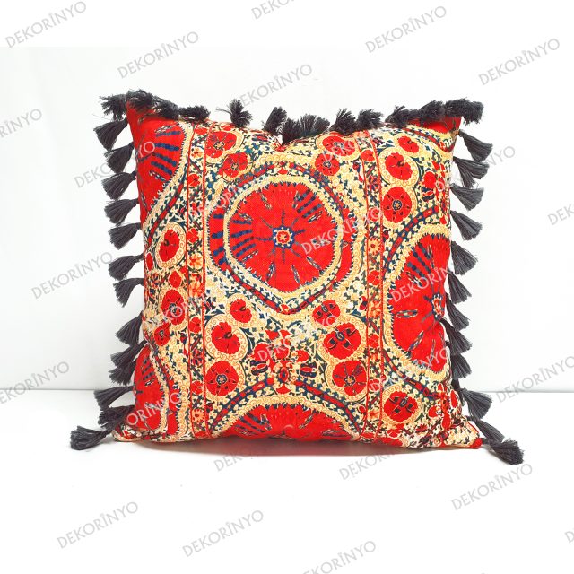 Özbek Madalyon Desenli Kare Kırlent