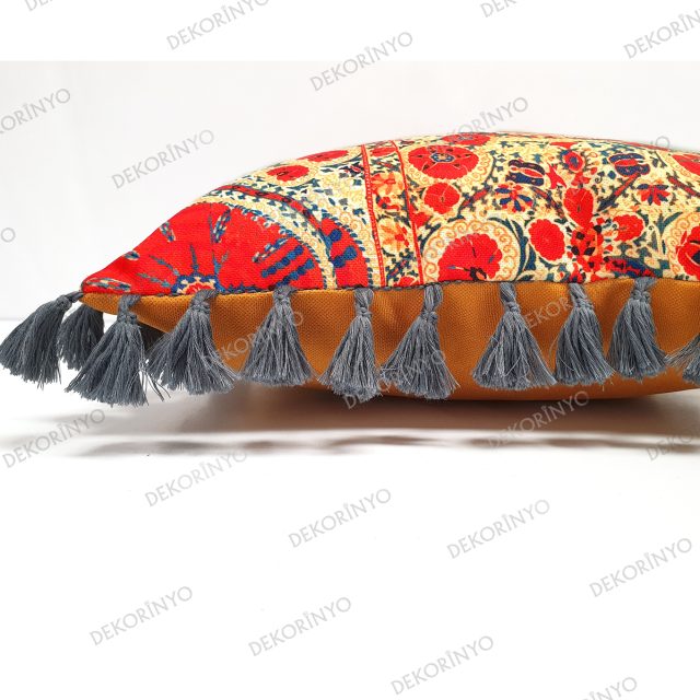 Özbek Madalyon Desenli Kare Kırlent